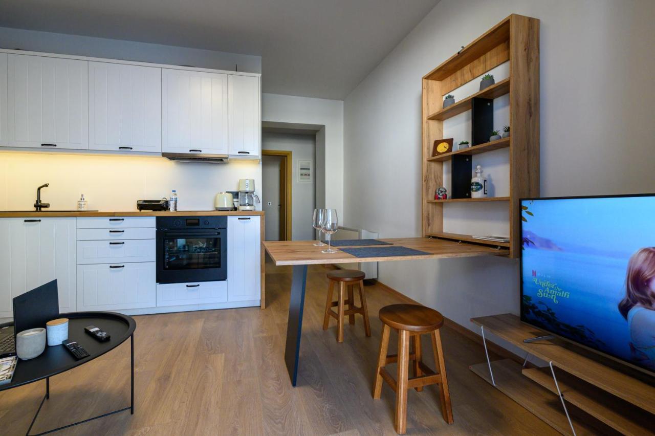 Plato 42 Apartment Kalamata Exterior foto